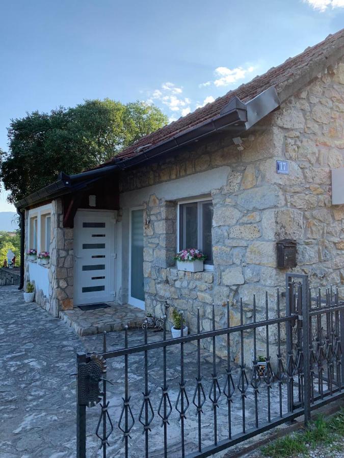 Kuca Za Iznajmljivanje Andrija Ljubuški Buitenkant foto